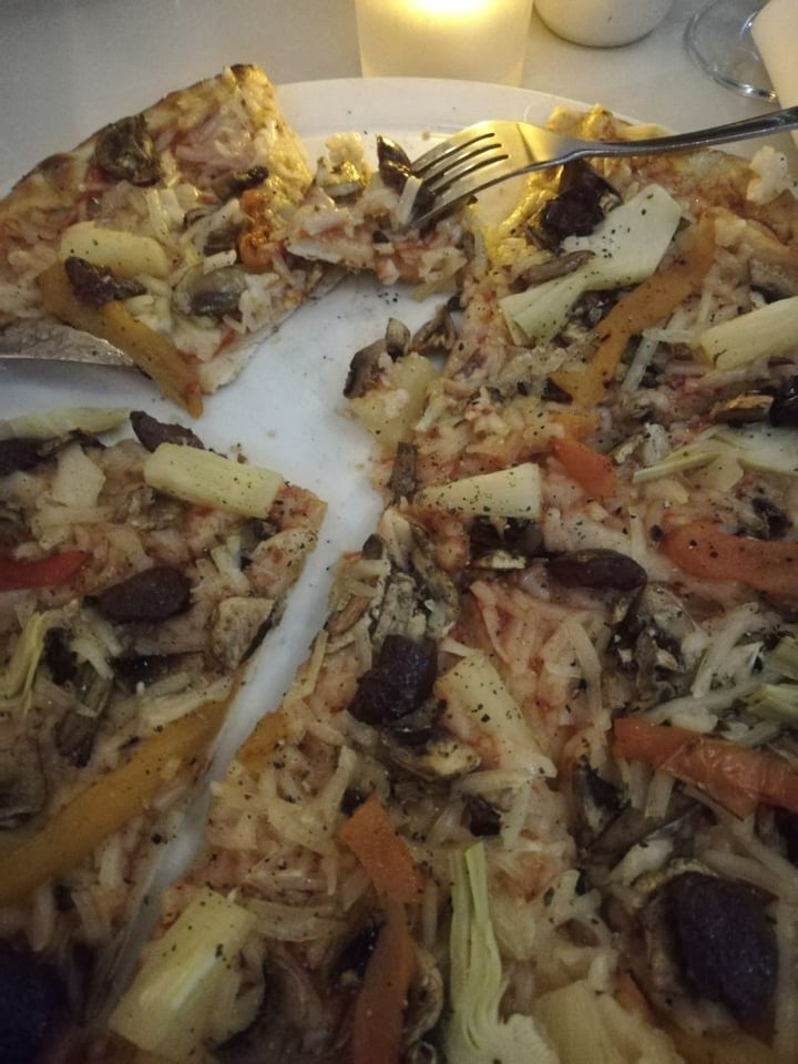 review photo of Balducci Cape Town Casalinga Pizza shared by @universeobserver on 19 Oct 2020 - review