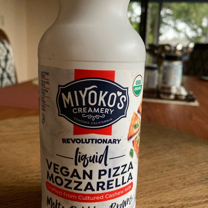 review photo of Miyoko's Creamery Liquid Vegan Pizza Mozzarella shared by @veena20 on 14 May 2022 - review
