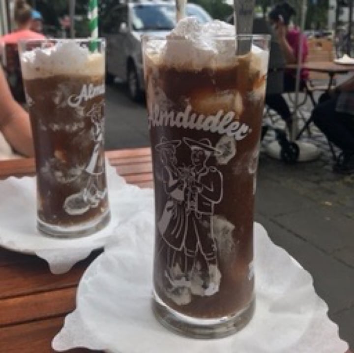 review photo of Kaiserhüttn Eiscafé shared by @tanjey on 18 Jun 2020 - review