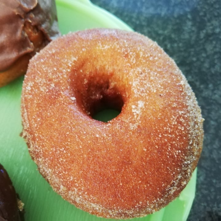 photo of Grumpy & Runt | Little Deli & Donuts Cinnamon Donut shared by @mrsvegan3a on  15 Oct 2020 - review