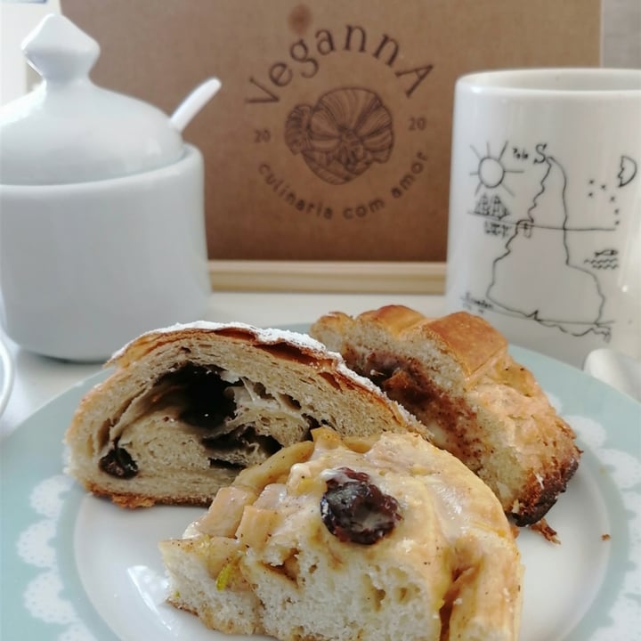 photo of VegannA Café e Bistrô Croissants E Rolls shared by @julicas7 on  23 Apr 2022 - review