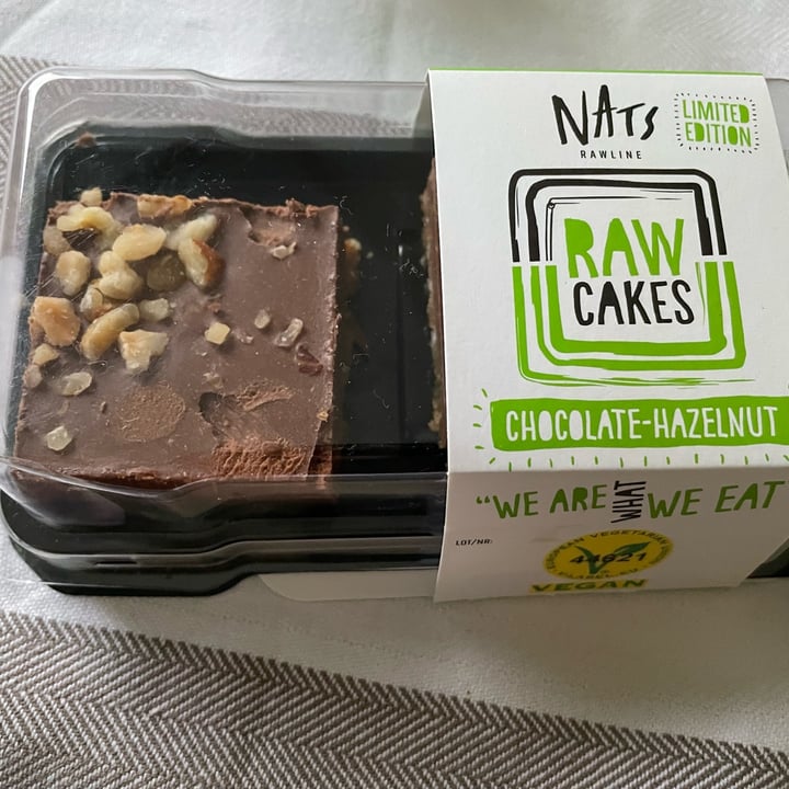photo of Nats Rawline Raw Cakes Chocolate-hazelnut shared by @margheritac02 on  04 Apr 2022 - review