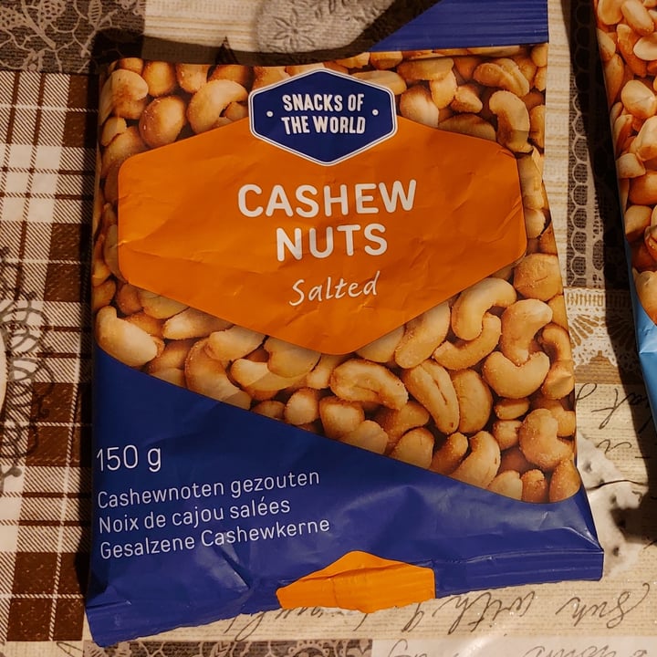 photo of Snacks of the world Cashew Nuts Salted (Anacardi Salati) shared by @violaveg on  16 Nov 2022 - review