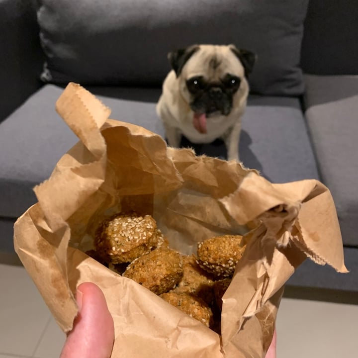 Hummus House Khan Doun Penh, Phnom Penh, Cambodia Falafel Review abillion