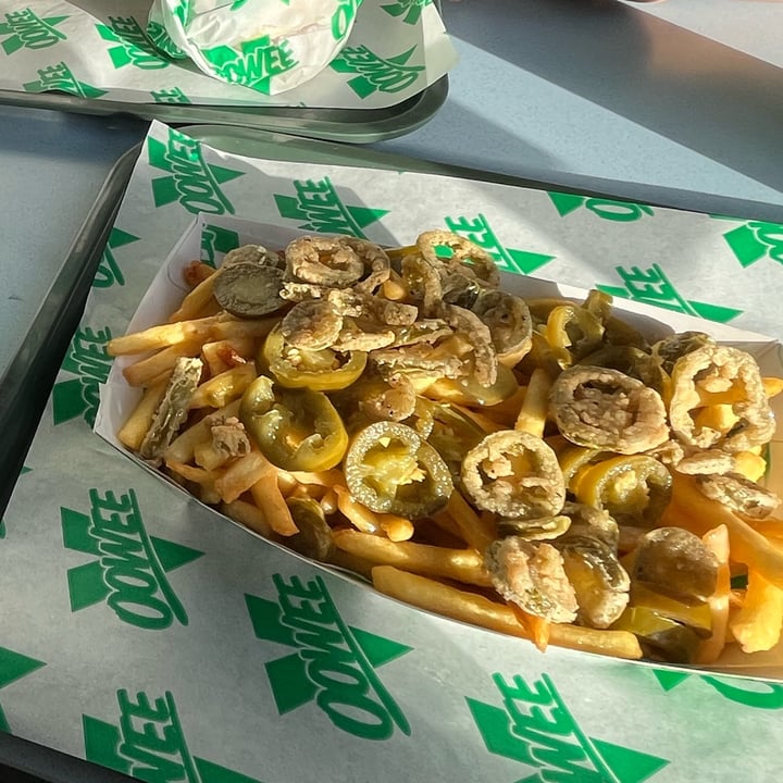photo of Oowee Vegan Jalapeño Cheese Fries shared by @keenal on  28 Oct 2022 - review