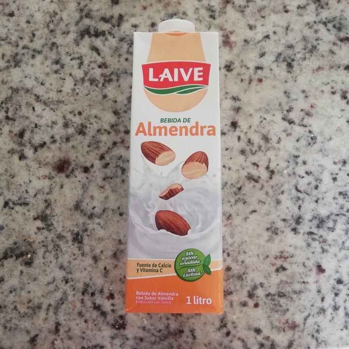 photo of Laive Bebida De Almendra shared by @isabelalejaa on  09 Jan 2021 - review