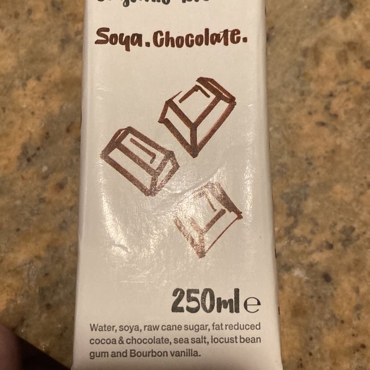 photo of Provamel Bebida de soja y chocolate shared by @ross60 on  01 Apr 2022 - review