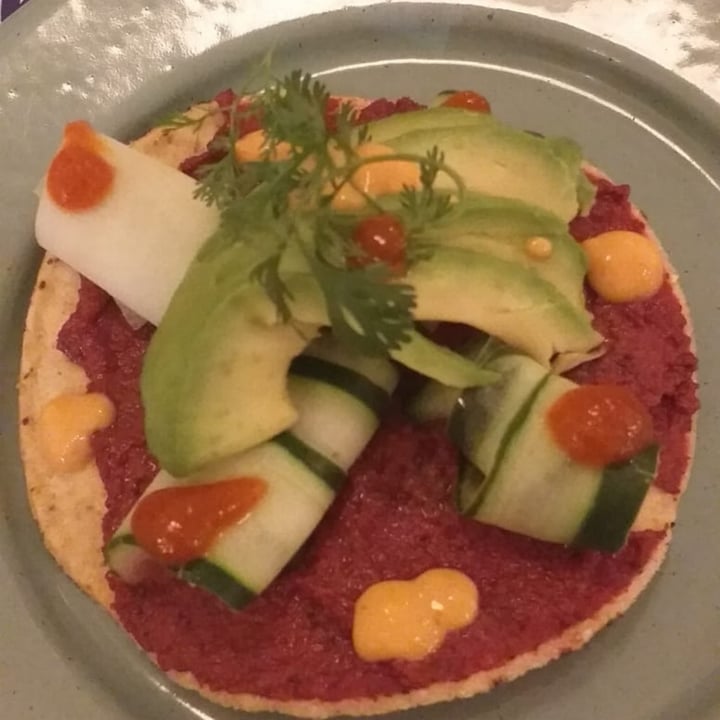 photo of Groovy's Taquería Vegana Tostada de atún shared by @rosarioortiz on  25 Jun 2022 - review