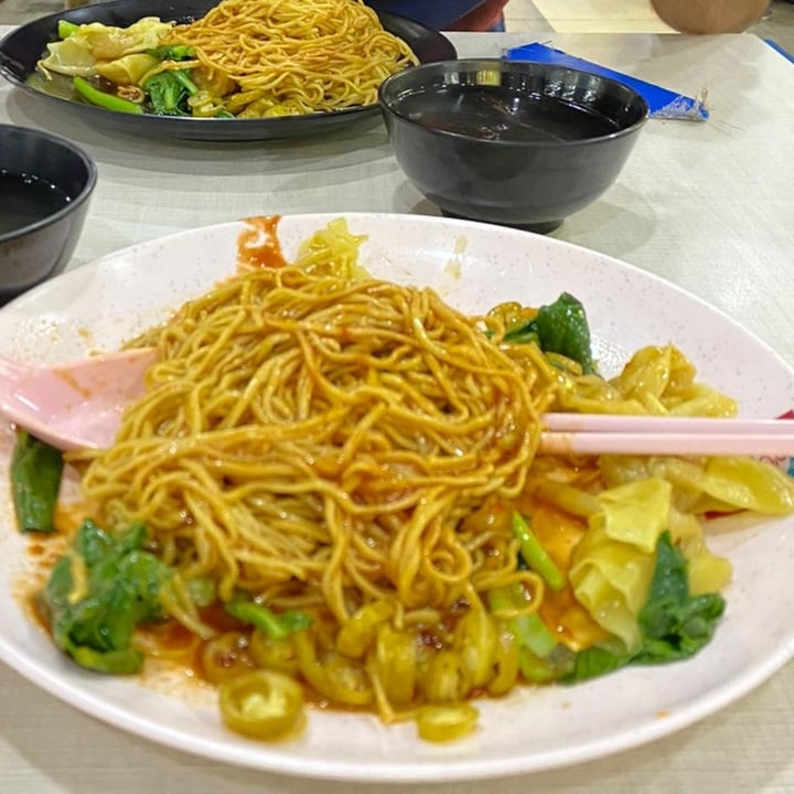 photo of 630 Vegetarian Fried Dumpling Noodles shared by @deepaknk on  21 Oct 2020 - review