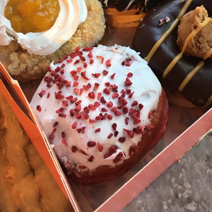 photo of Brammibal's Donuts Red Velvet shared by @bess on  12 Jun 2022 - review