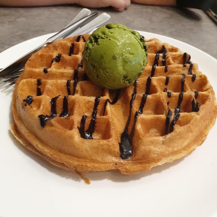 review photo of Mong Cha Cha Cafe 梦茶茶 Ice Cream Waffle shared by @hermainesay on 10 Apr 2022 - review