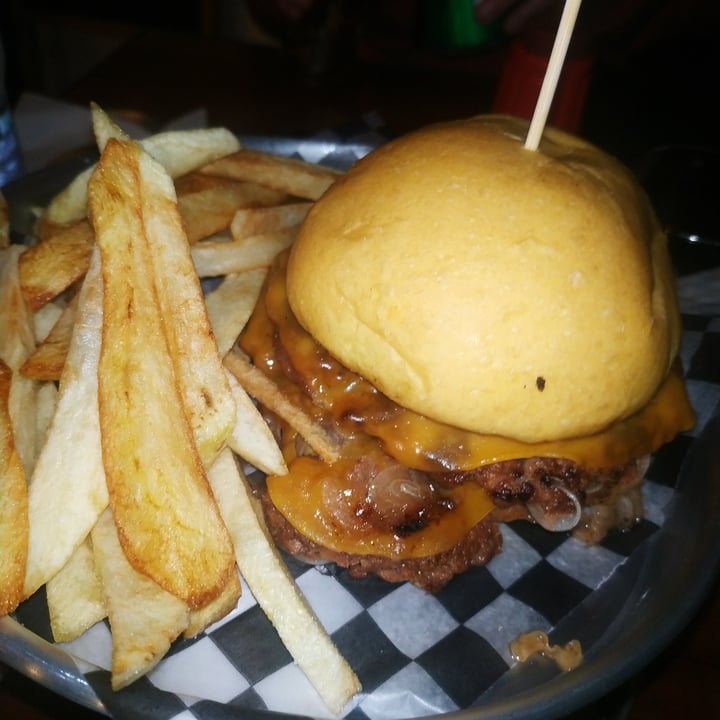 photo of Un Amor De Vegano hamburguesa Oklahoma shared by @beiaene on  16 Oct 2022 - review