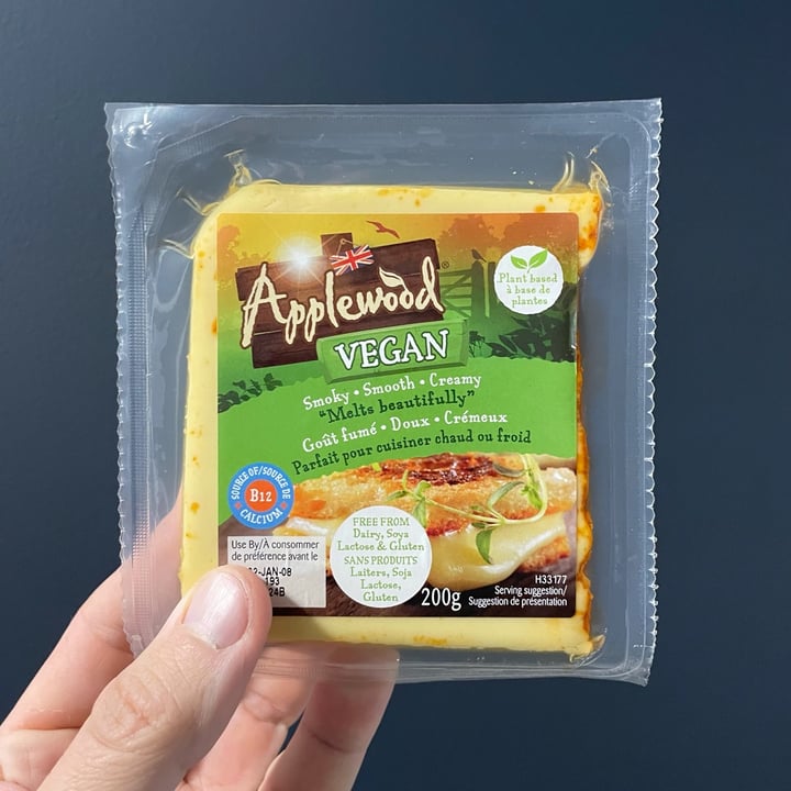 photo of Applewood Applewood Vegan Smoky Cheese Alternative  shared by @xdarrenx on  27 Dec 2021 - review