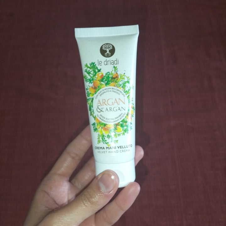 review photo of Le driadi Crema Mani Addolcente shared by @martinacalore on 09 Mar 2022 - review