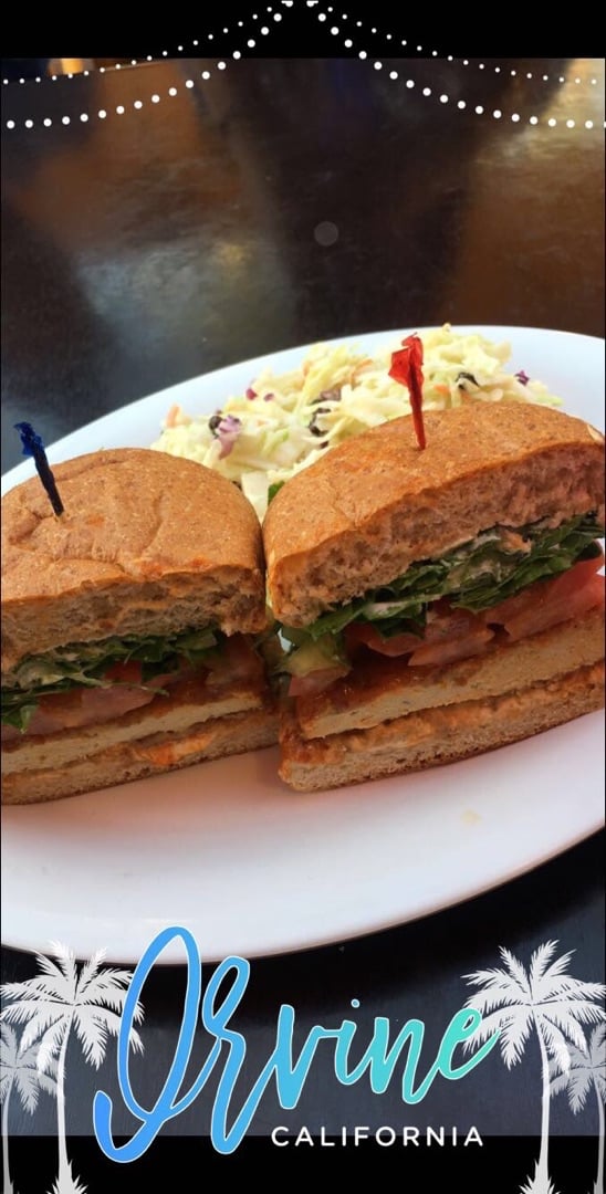 photo of Veggie Grill Buffalo Bomber Sandwich shared by @veganlita on  04 Feb 2020 - review