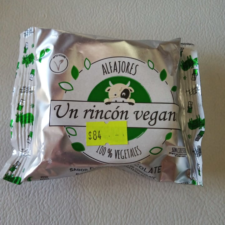 review photo of Un Rincón Vegano Alfajor Black Chocolate shared by @carodeluca16 on 26 Aug 2021 - review