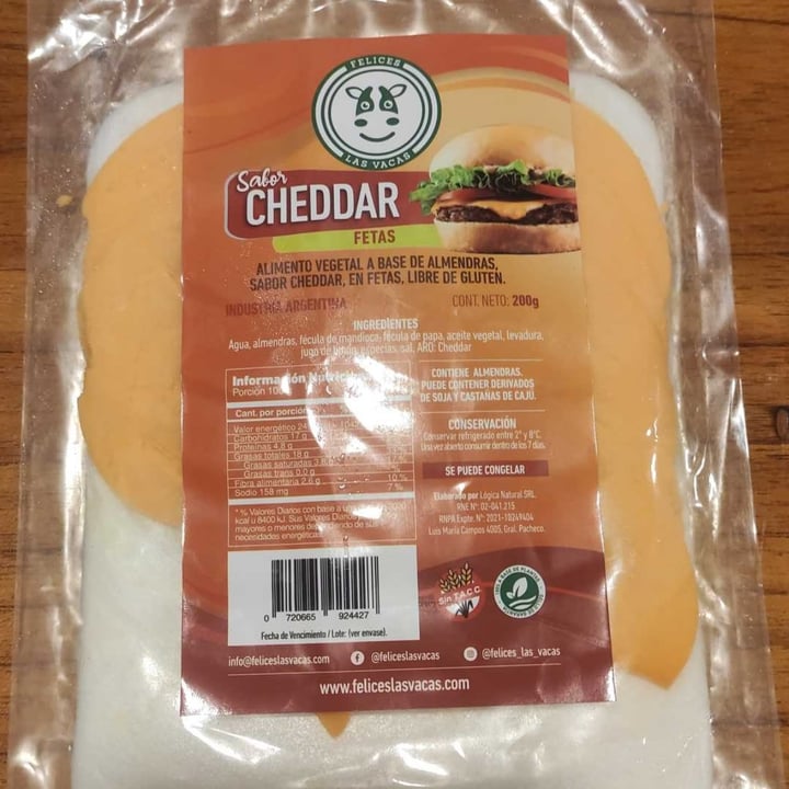 review photo of Felices Las Vacas Queso Cheddar en Fetas shared by @newvegan08 on 14 Sep 2021 - review