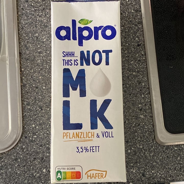 photo of Alpro Shhh… This Is Not Milk 3,5% shared by @alessiaj on  28 Apr 2022 - review