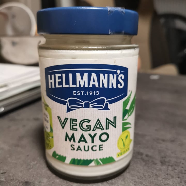 review photo of Hellmann’s Hellman’s Vegan Mayonnaise shared by @muellerju on 09 Aug 2021 - review