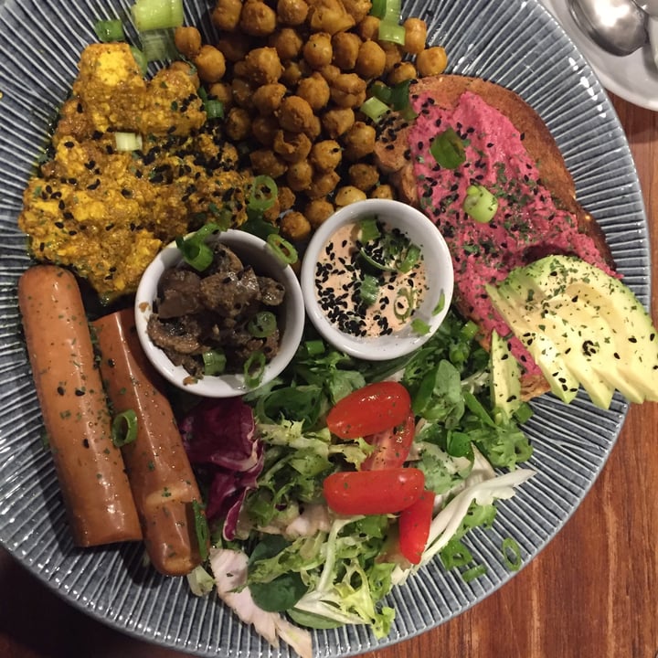 photo of BioCafe Special scrambled tofu vegan brunch shared by @peanut79 on  28 Oct 2020 - review