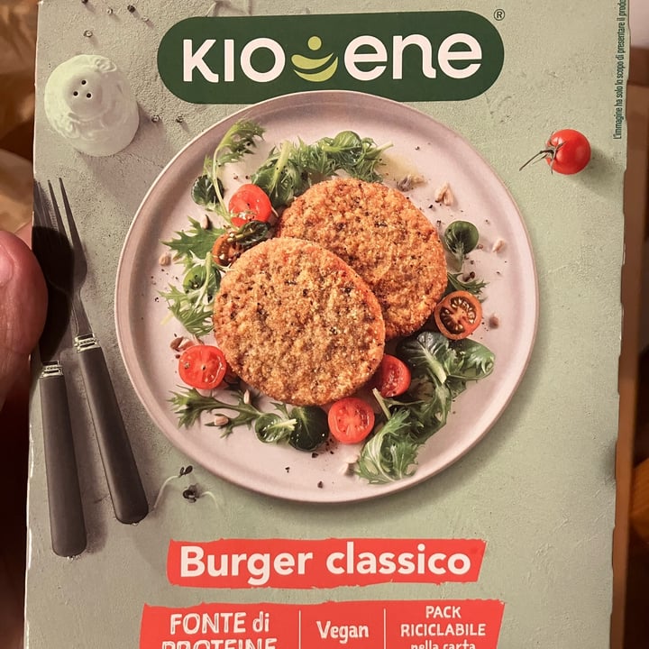 photo of Kioene burger classico vegan shared by @flocoello on  16 Aug 2022 - review