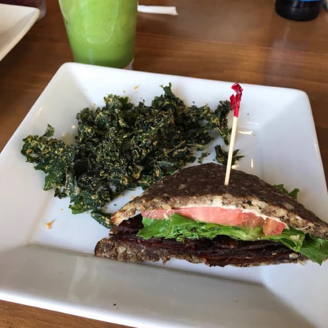 Photo of the dish “BLT”
