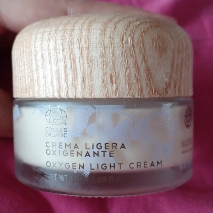 photo of Naobay Crema ligera oxigenante día shared by @maagamaa on  24 Oct 2022 - review