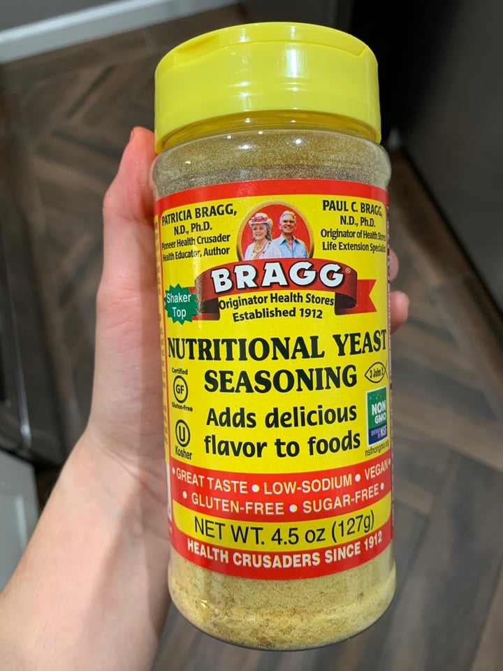 review photo of Bragg Nutritional Yeast Seasoning shared by @lissette95 on 15 Jan 2020 - review