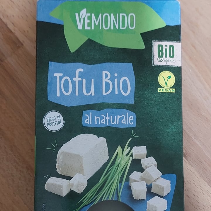 photo of Vemondo  Tofu bio natural shared by @ilariafio on  16 Oct 2022 - review
