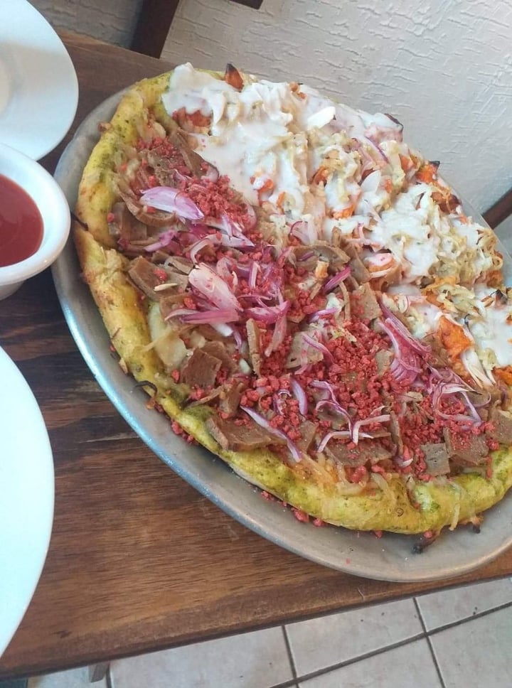 photo of Salvaxe Pizza de chilaquiles y bistec shared by @anaramirez on  19 Dec 2019 - review