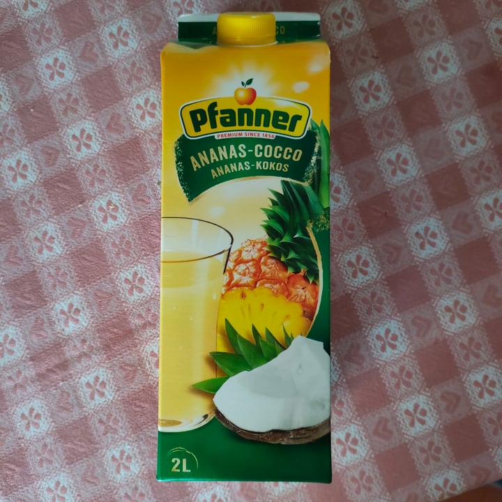 photo of Pfanner Ananas e cocco shared by @forsenonsicrescemai on  30 Apr 2022 - review