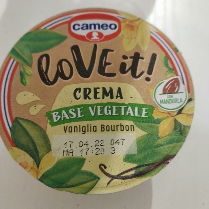 photo of Cameo Love it! Crema cioccolato shared by @lofacciovegetariano on  18 Apr 2022 - review