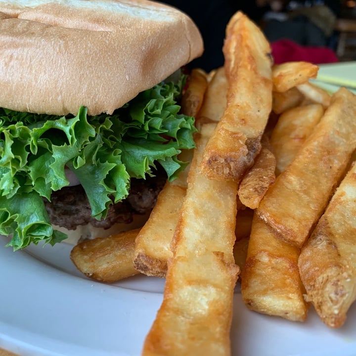 photo of Upland Brewing Co Impossible Burger shared by @allhess on  30 Dec 2020 - review