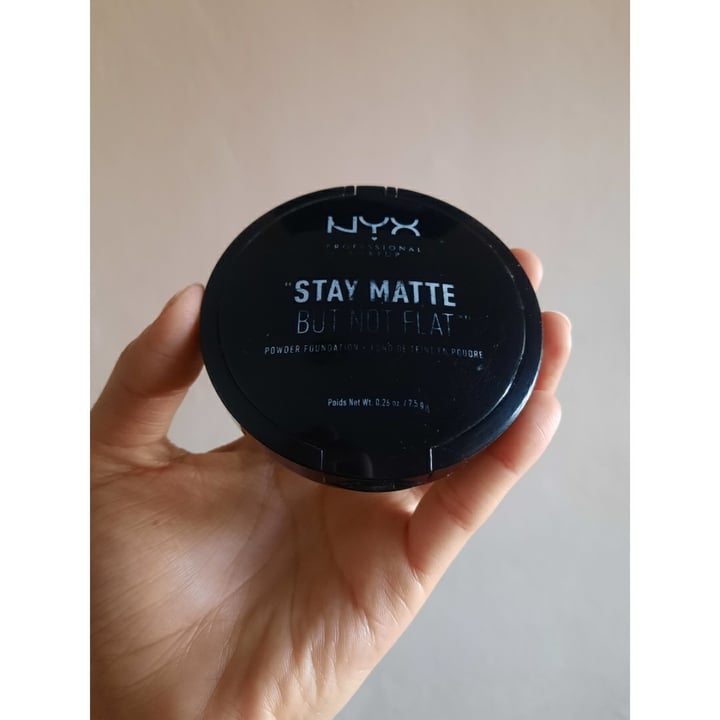 NYX Cosmetics Stay Matte But Not Flat Powder Foundation Review | abillion