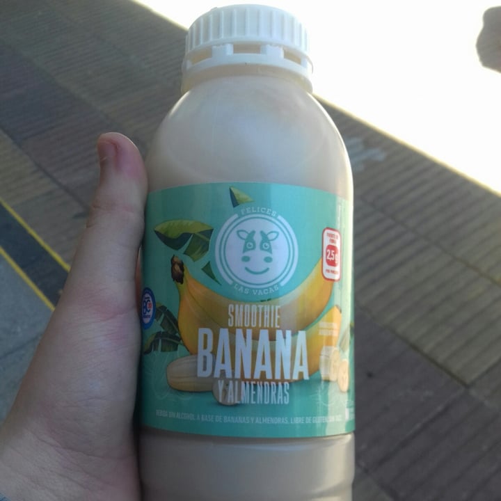 photo of Felices Las Vacas Smoothie de Bananas y Almendras shared by @pr1x on  18 Nov 2021 - review