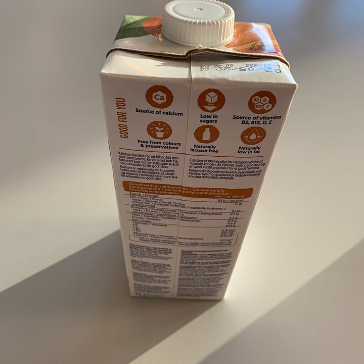 photo of Alpro Almond Milk shared by @denf on  09 Dec 2021 - review