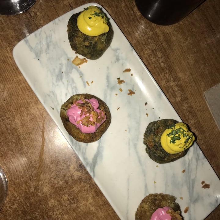 review photo of Viva Burger Dúo de croquetas shared by @peachpatri on 02 Oct 2021 - review
