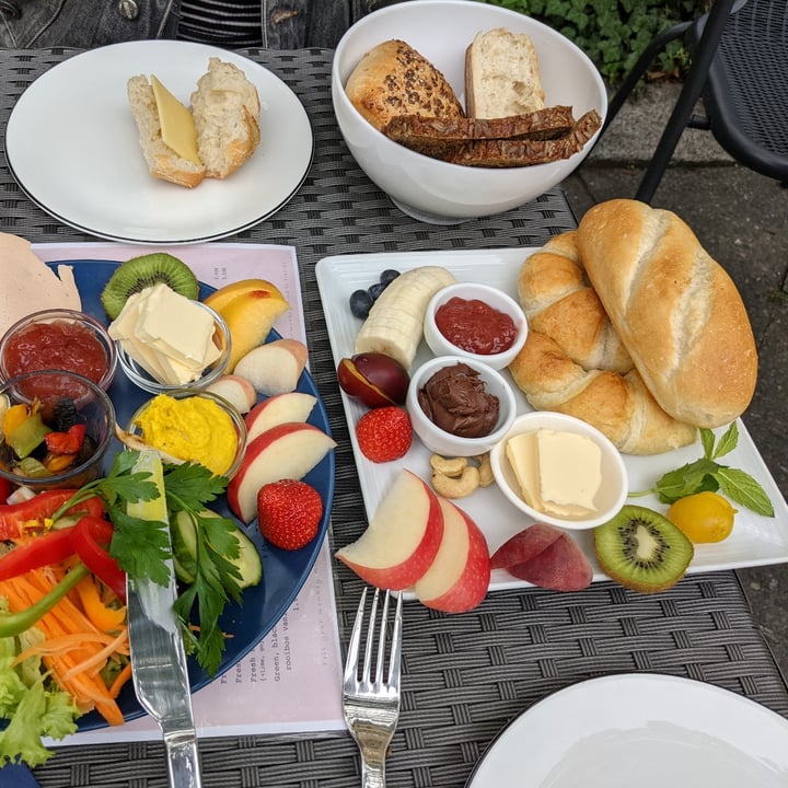 review photo of Monkey Mind Vegan Cafe Big Breakfast shared by @virgileweb on 05 Sep 2021 - review