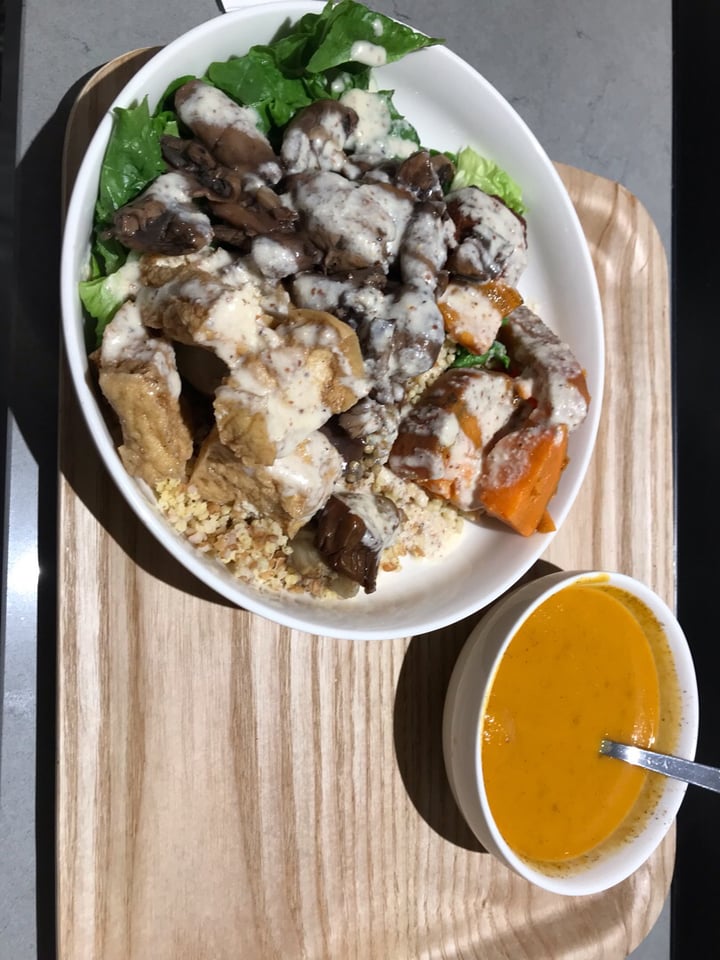 photo of Toss & Turn Create Your Own Salad shared by @yuxuan on  22 Nov 2019 - review