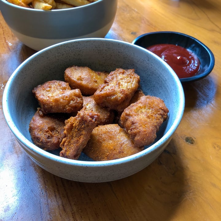 photo of Love Handle  Spiced Nuggets with BBQ Sauce shared by @m1tch9i on  20 Sep 2022 - review