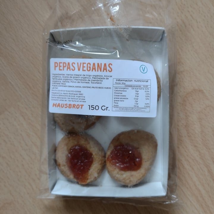 photo of Hausbrot Pepas veganas shared by @marianvegan on  02 Jan 2022 - review