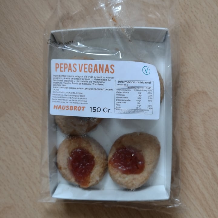 review photo of Hausbrot Pepas veganas shared by @marianvegan on 02 Jan 2022 - review