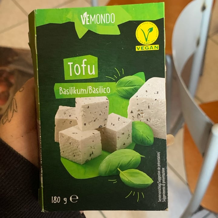 photo of Vemondo Tofu Basil shared by @palmitafrita on  31 Jan 2022 - review