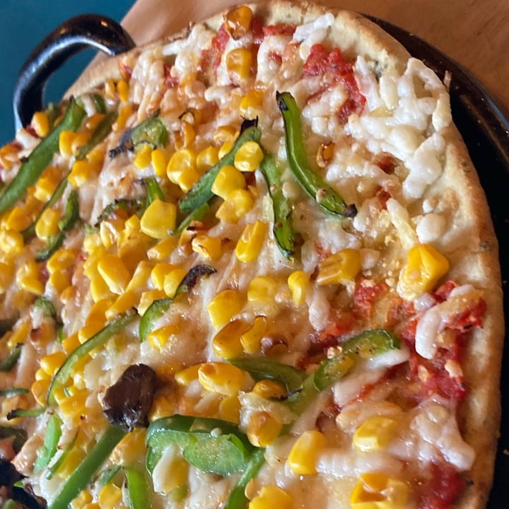 photo of u.to.pi.a Pizza Poblano shared by @veganskater on  26 Jul 2021 - review