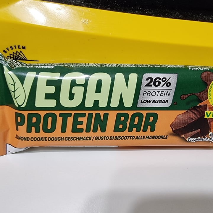 photo of Vegan Protein Bar  Almond Cookie Dough Geschmack / Gusto Di Biscotto Alle Mandorle shared by @maryvegandpassions on  25 Jun 2022 - review