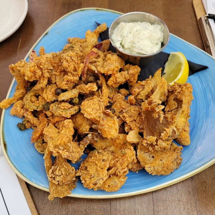 review photo of Vegan Street Kalamari shared by @sleekitty on 02 Oct 2022 - review