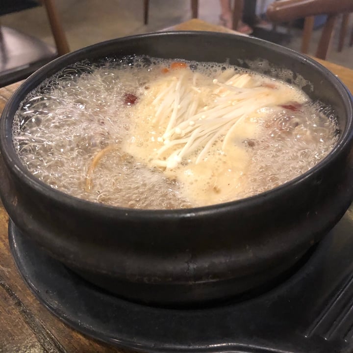 photo of Daehwa Vegetarian 삼게탕 Samgyetang shared by @meltingpotatoes on  06 Nov 2021 - review