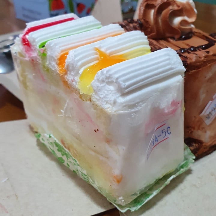 photo of Dongshan Eastern Highland Healthy Cake House Assorted Cakes shared by @yiersansiwu on  19 Jun 2021 - review