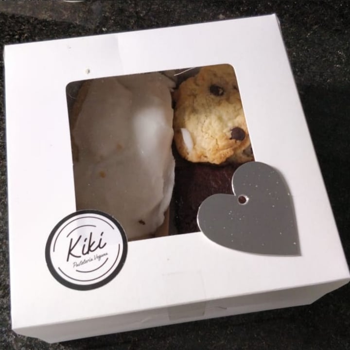 review photo of Kiki Pasteleria Vegana Box Día Del Amigo shared by @celecel on 23 Jul 2020 - review