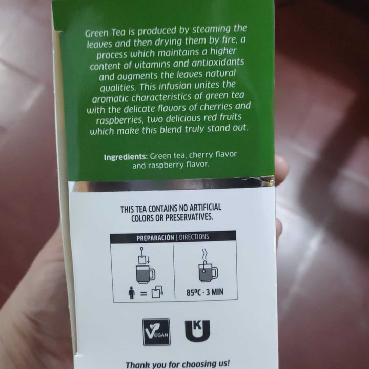 photo of Saint gottard green tea cherry and raspberry flavor shared by @pvilches on  10 Oct 2021 - review